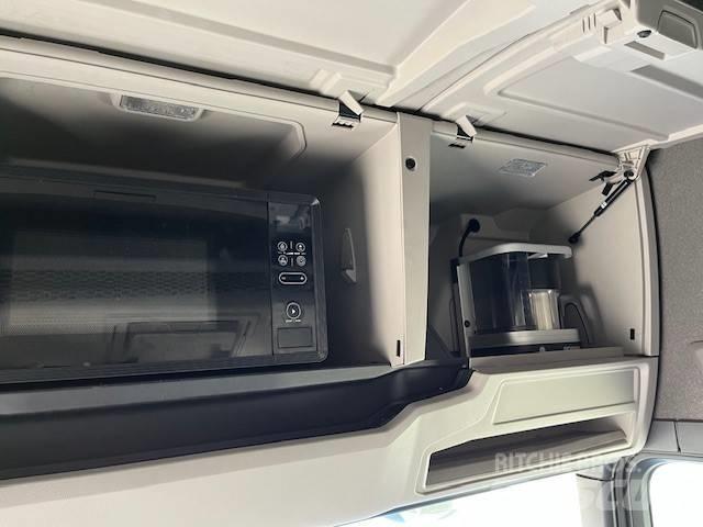 Scania R 590 وحدات الجر