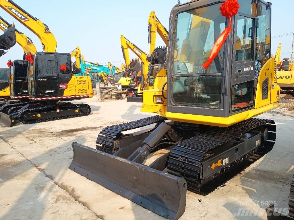 Komatsu PC70 حفارات وسط 7 طن - 12 طن