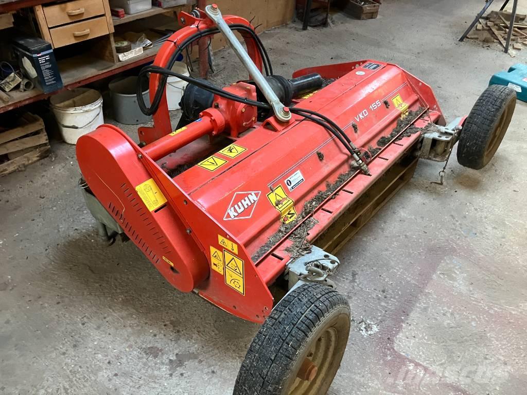 Kuhn VKD 155 جزازات وأغطية المراعي
