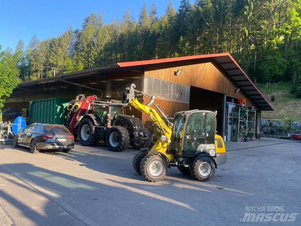 Wacker Neuson WL 25 لوادر بعجل