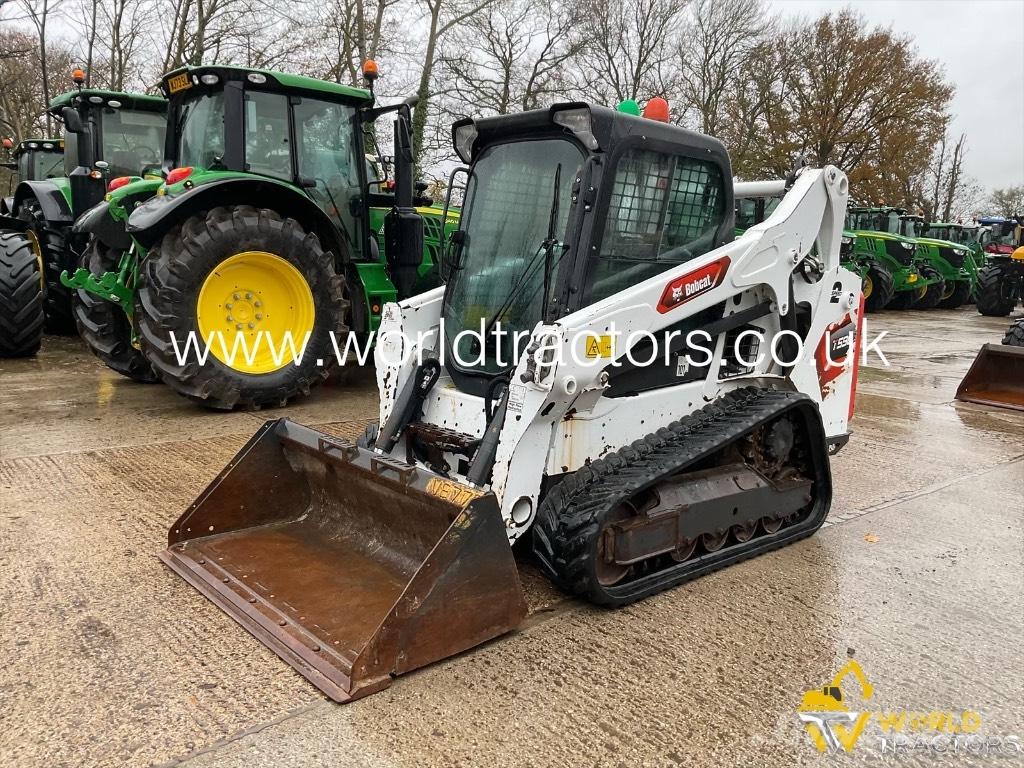 Bobcat T 590 لوادر انزلاقية التوجيه