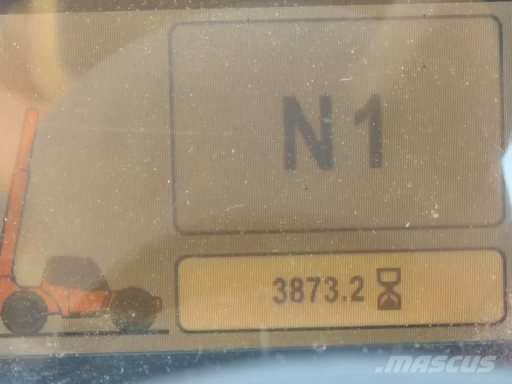 JLG 1255 مناولات متداخلة