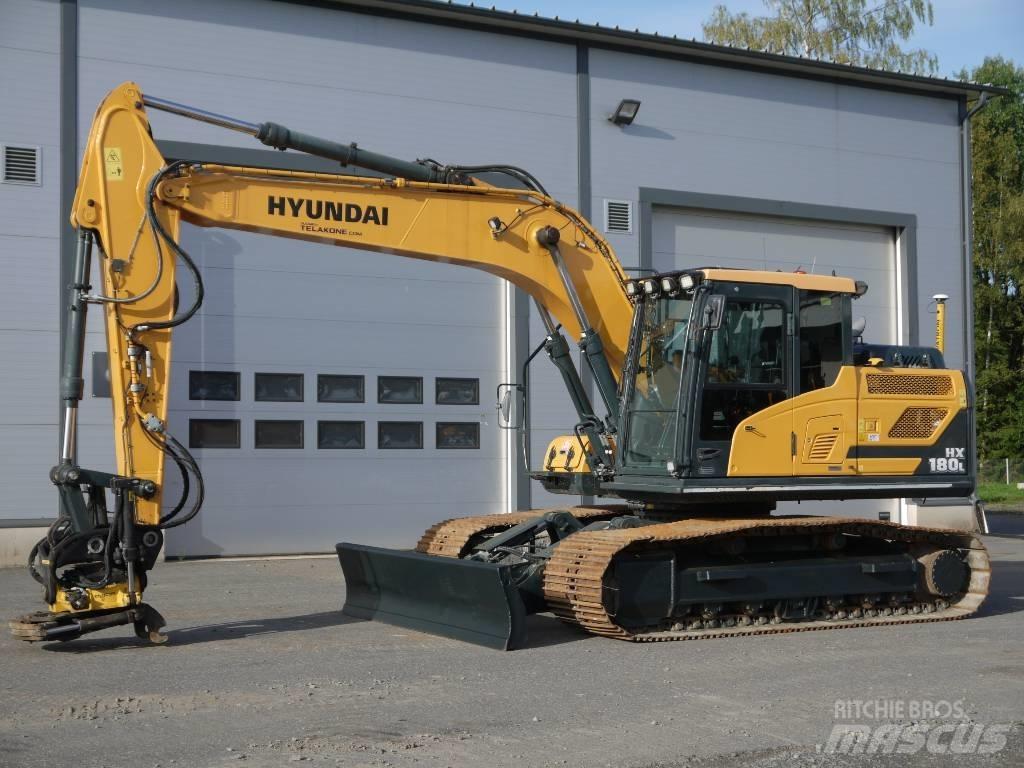 Hyundai HX 180 LD حفارات زحافة