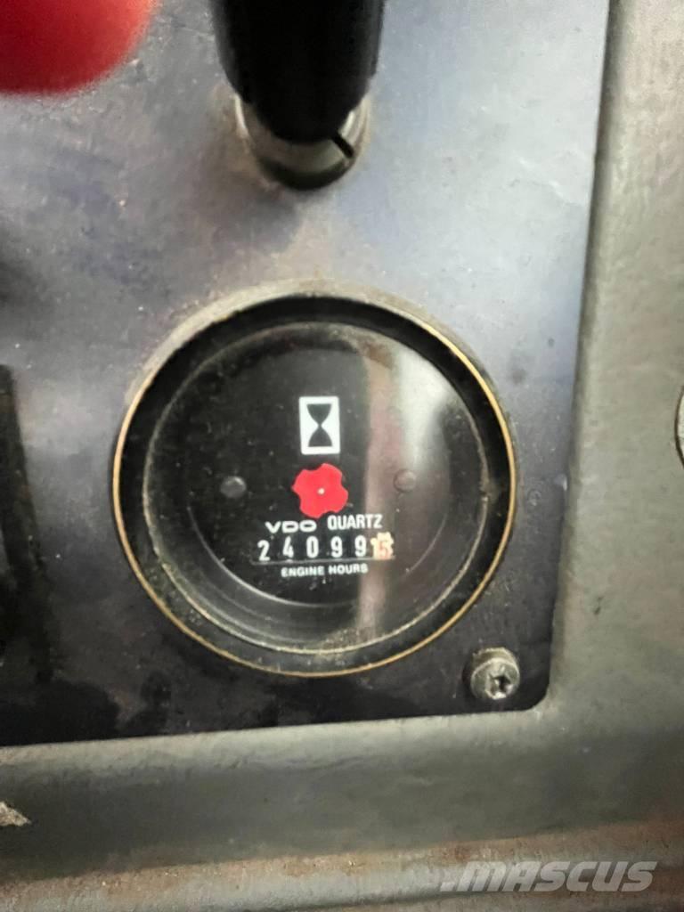 Volvo L 70 C لوادر بعجل