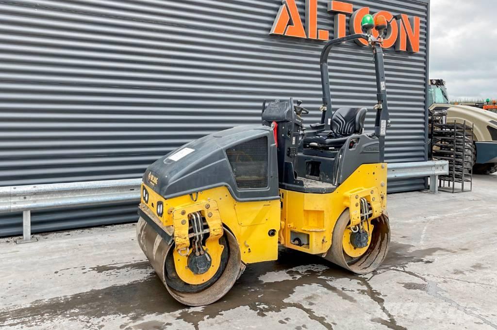Bomag BW 120 AD-5 مداحل ثنائية الاسطوانة