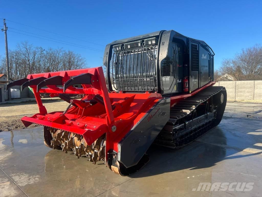 Prinoth Raptor 800 ماكينات تقطيع أخشاب الحراجة