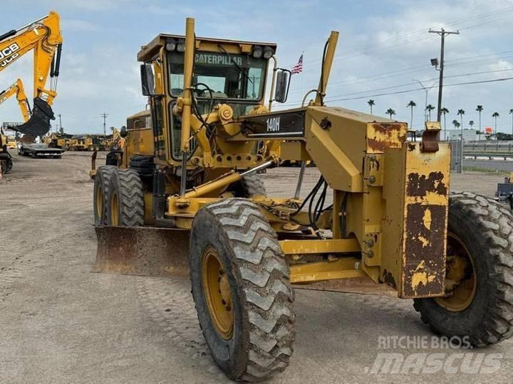 CAT 140 H معدات تمهيد الطرق