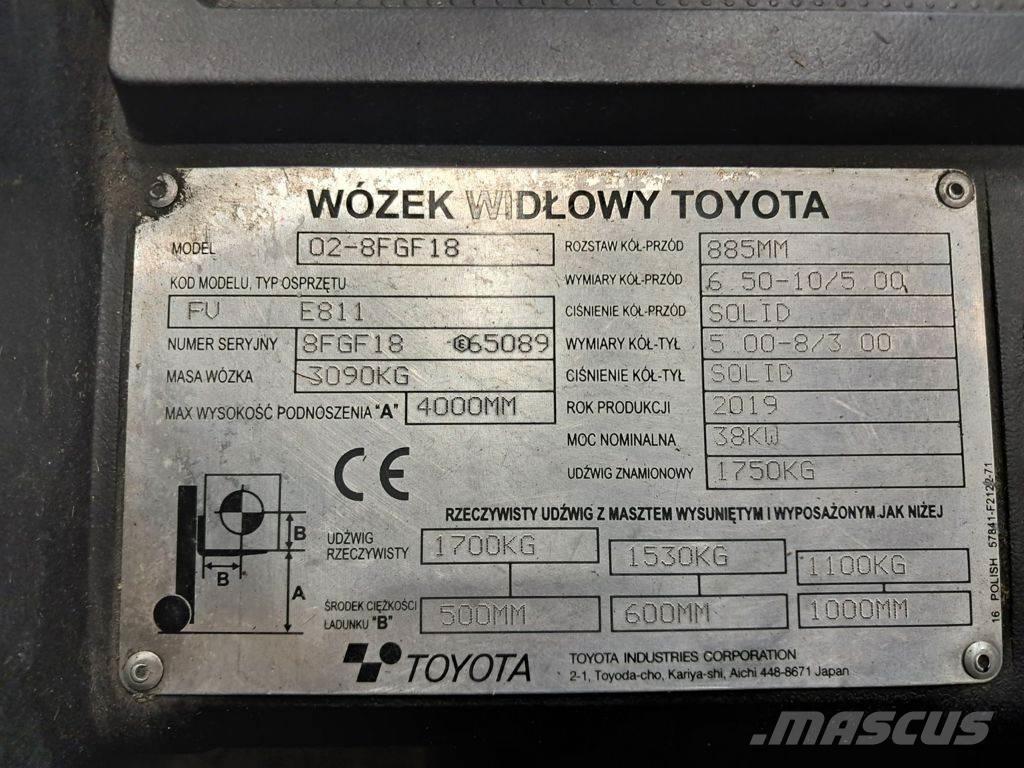 Toyota 02-8FGF18 شاحنات LPG