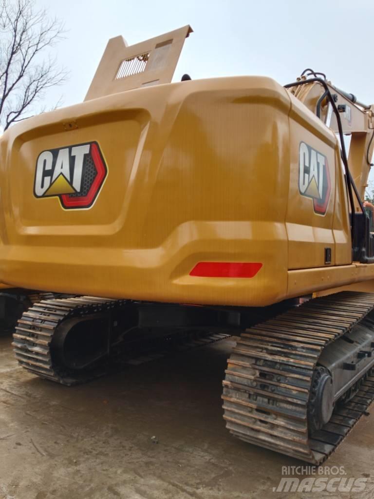 CAT 330 GC حفارات زحافة