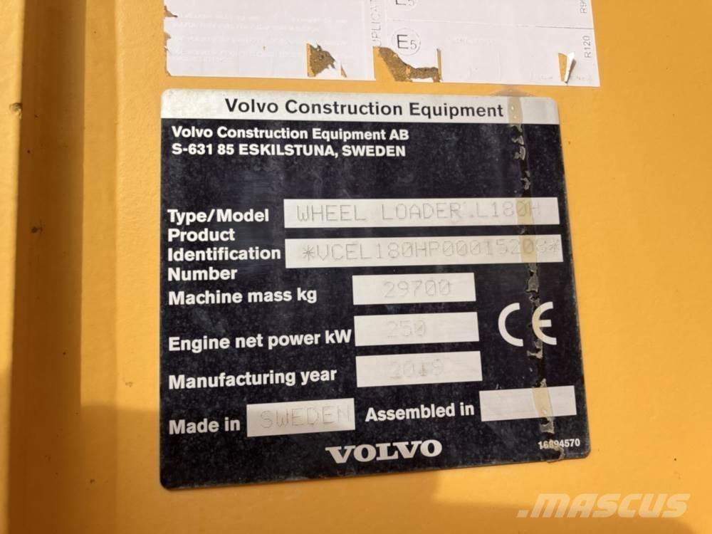 Volvo L180H لوادر بعجل