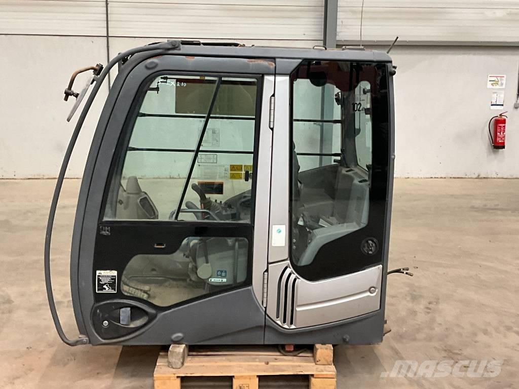 Hitachi ZX 210-3 كابينة والداخلية