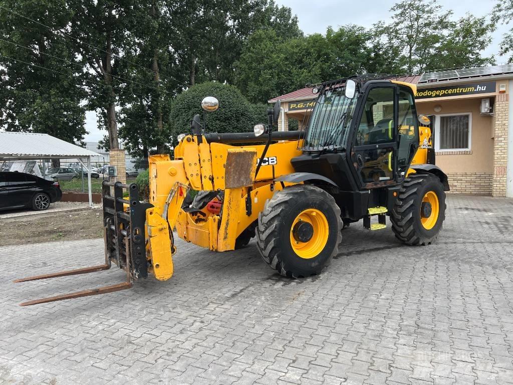 JCB 540-170 مناولات متداخلة