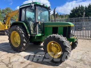 John Deere 6200 الجرارات