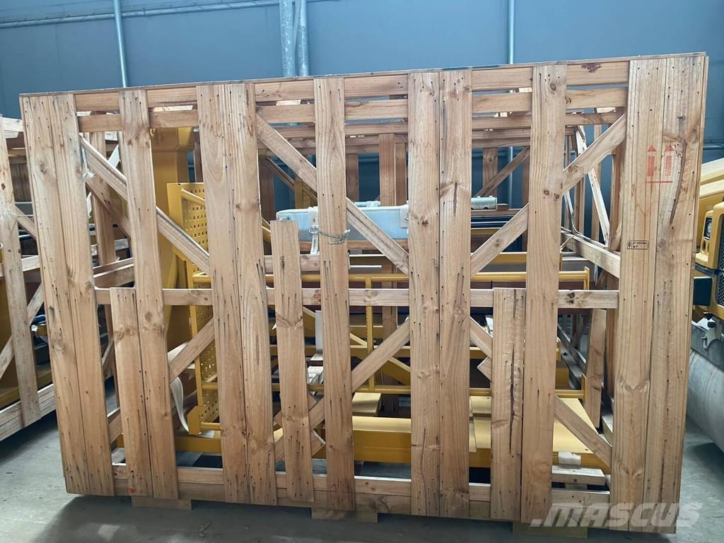 CAT 352 UHD حفارات زحافة