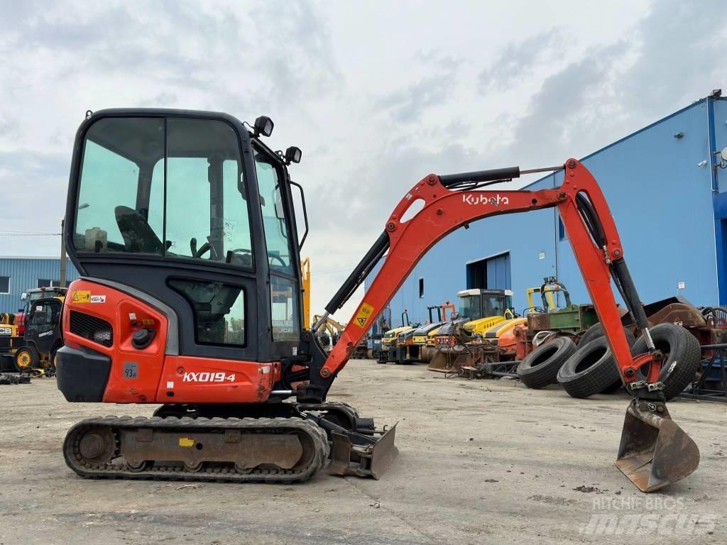 Kubota KX 019-4 حفارات صغيرة أقل من 7 طن (حفارات صغيرة)