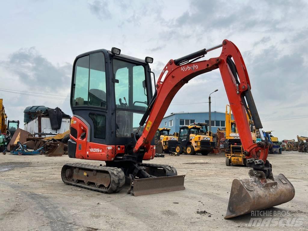 Kubota KX 019-4 حفارات صغيرة أقل من 7 طن (حفارات صغيرة)
