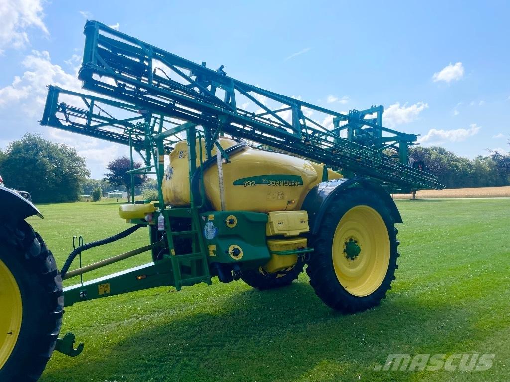 John Deere 732 الرشاشات
