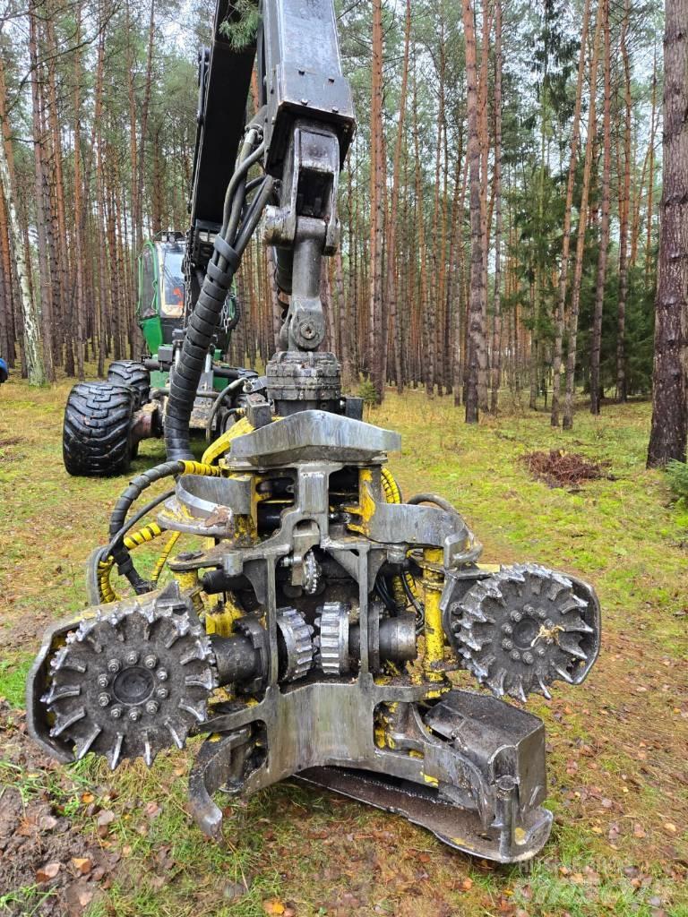 John Deere 1170 E حصادات