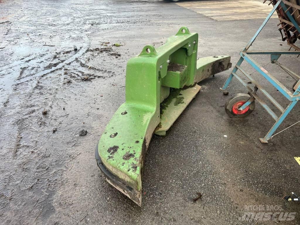 Krone BIG X 630 علافات ذاتية الدفع