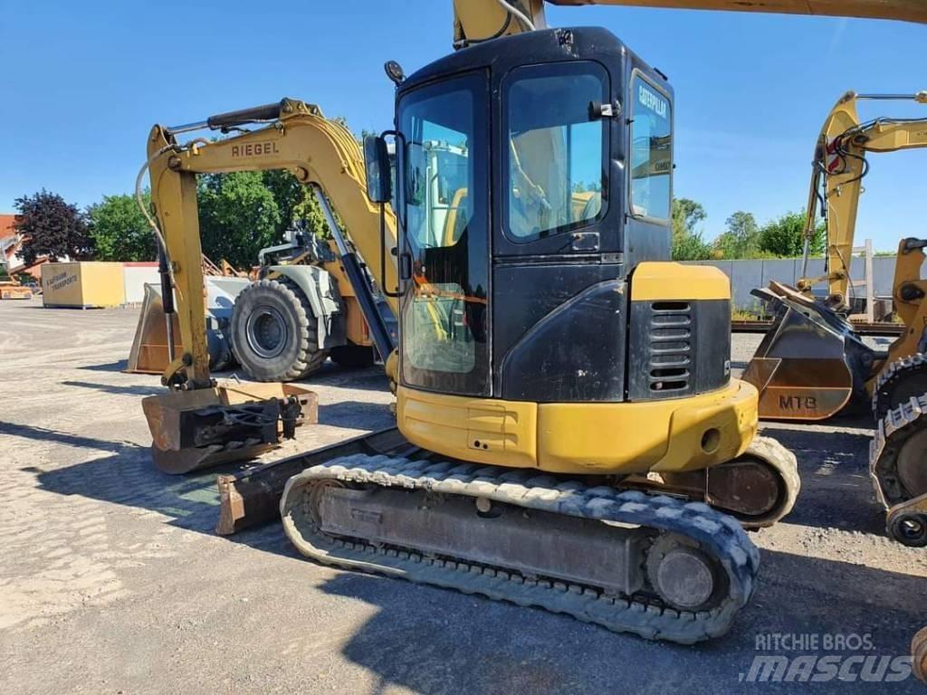 CAT  304CR حفارات زحافة