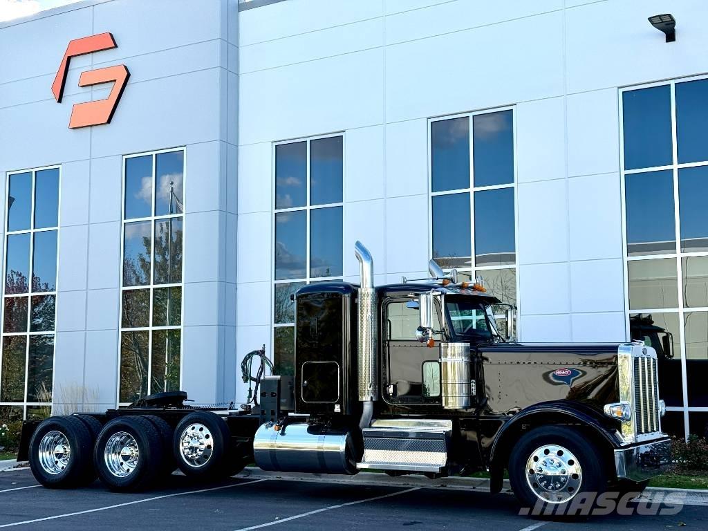 Peterbilt 389 وحدات الجر