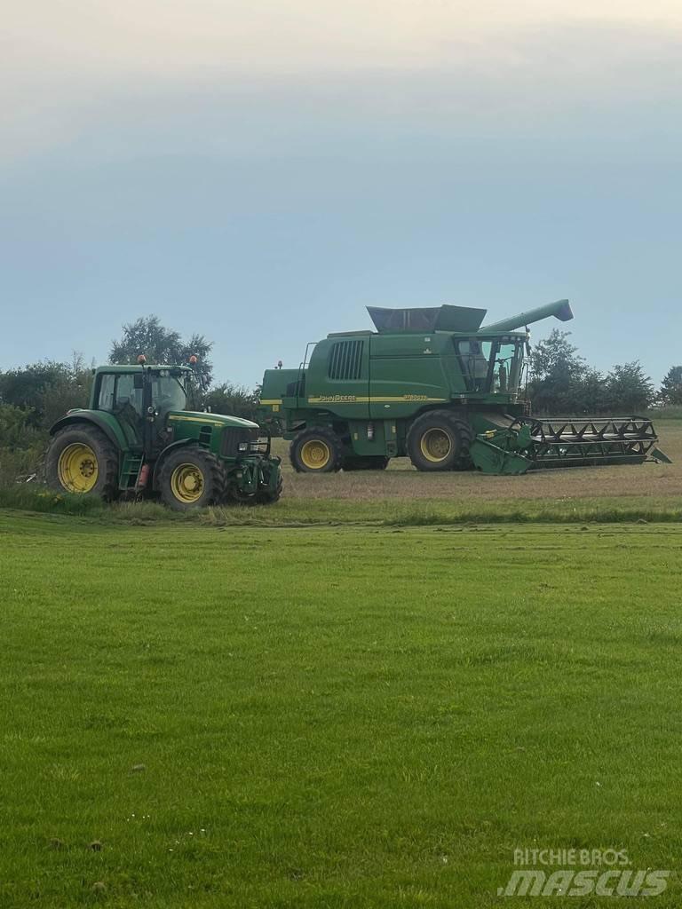 John Deere 9780 CTS حصادات