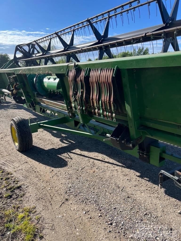 John Deere 9780 CTS حصادات