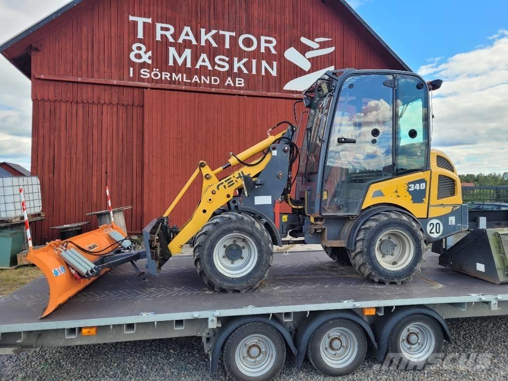 Gehl 340 لوادر متعددة الأغراض