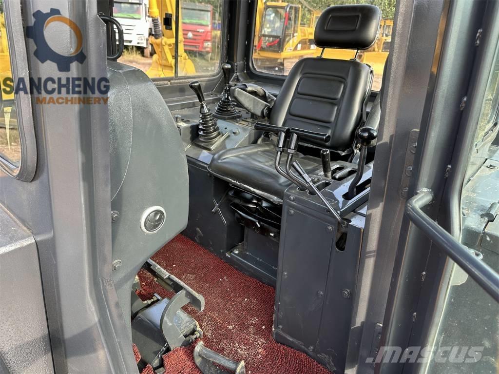 Shantui SD 22 بلدوزرات مجنزرة