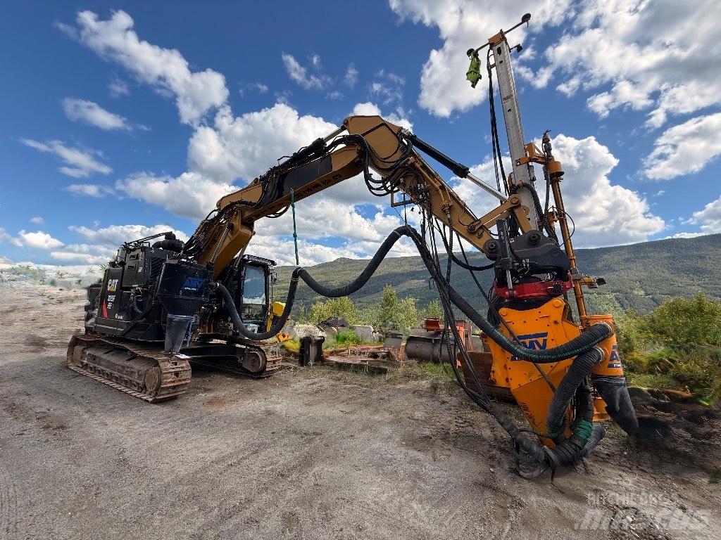 CAT 325 FL CR حفارات خاصة
