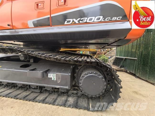 Doosan DX 300 LC حفارات زحافة