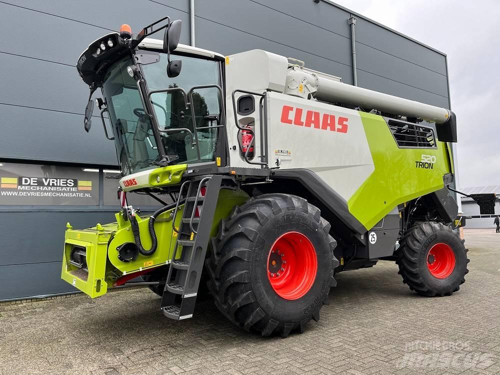 CLAAS Trion 520 حصادات