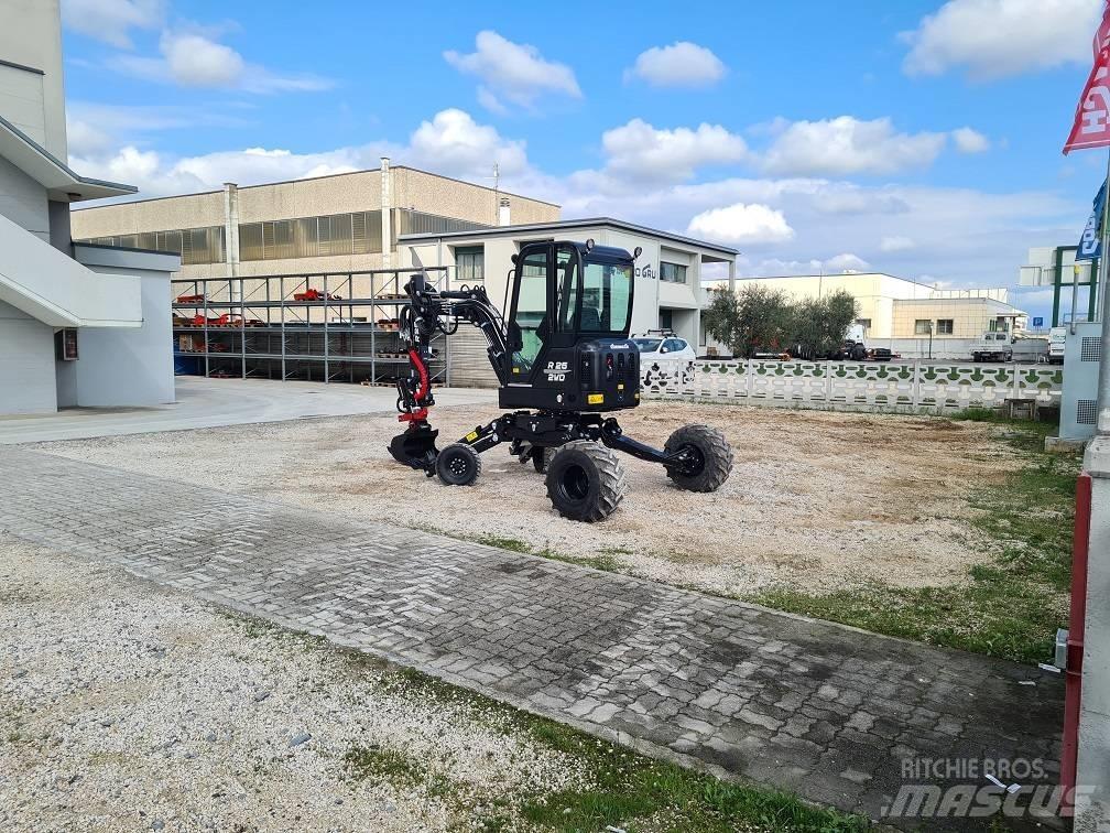 Euromach R25 حفارات خاصة