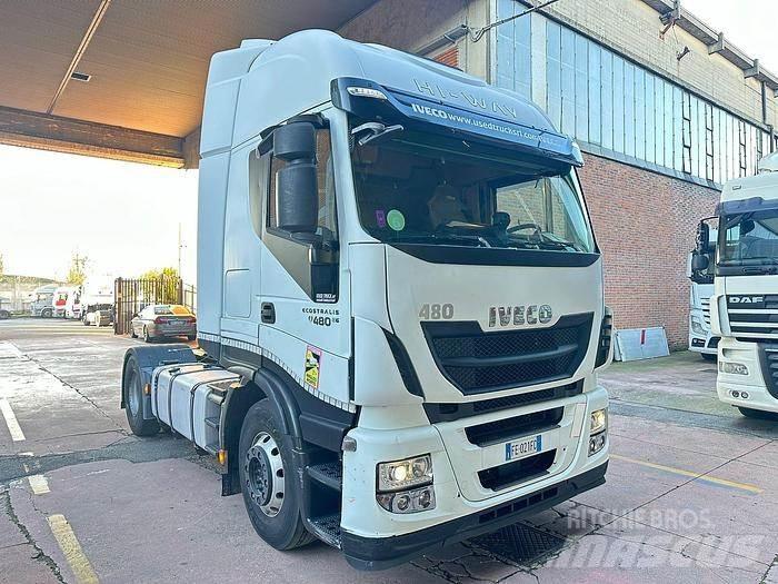 Iveco AS440E48 وحدات الجر