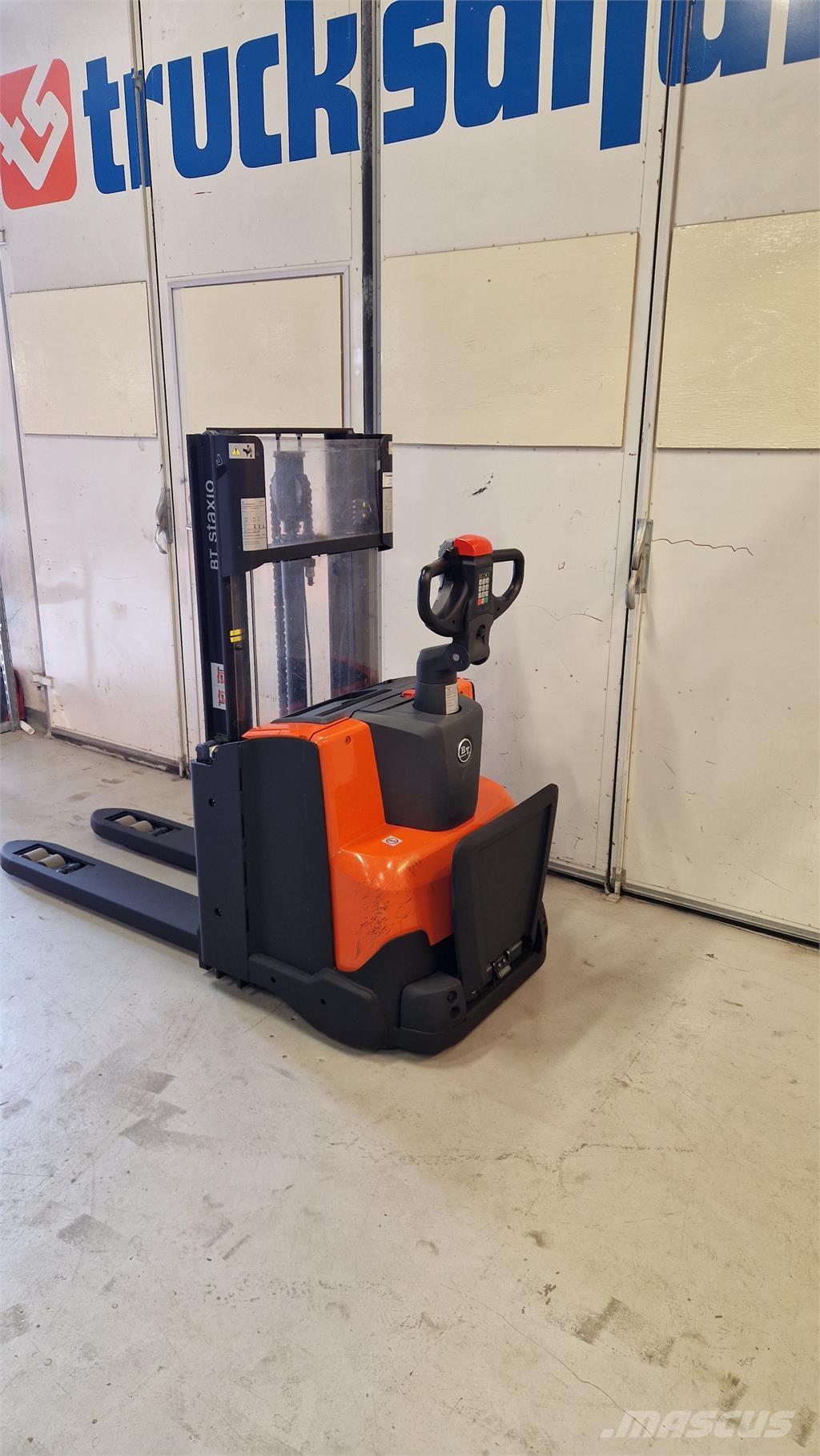 BT SWE200D شاحنات مناولة ذاتية الدفع