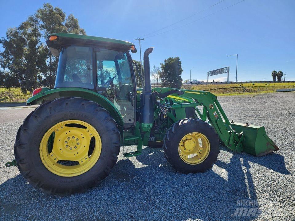 John Deere 5100 M الجرارات