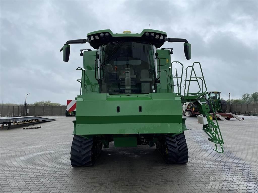 John Deere X9 - 1100 حصادات