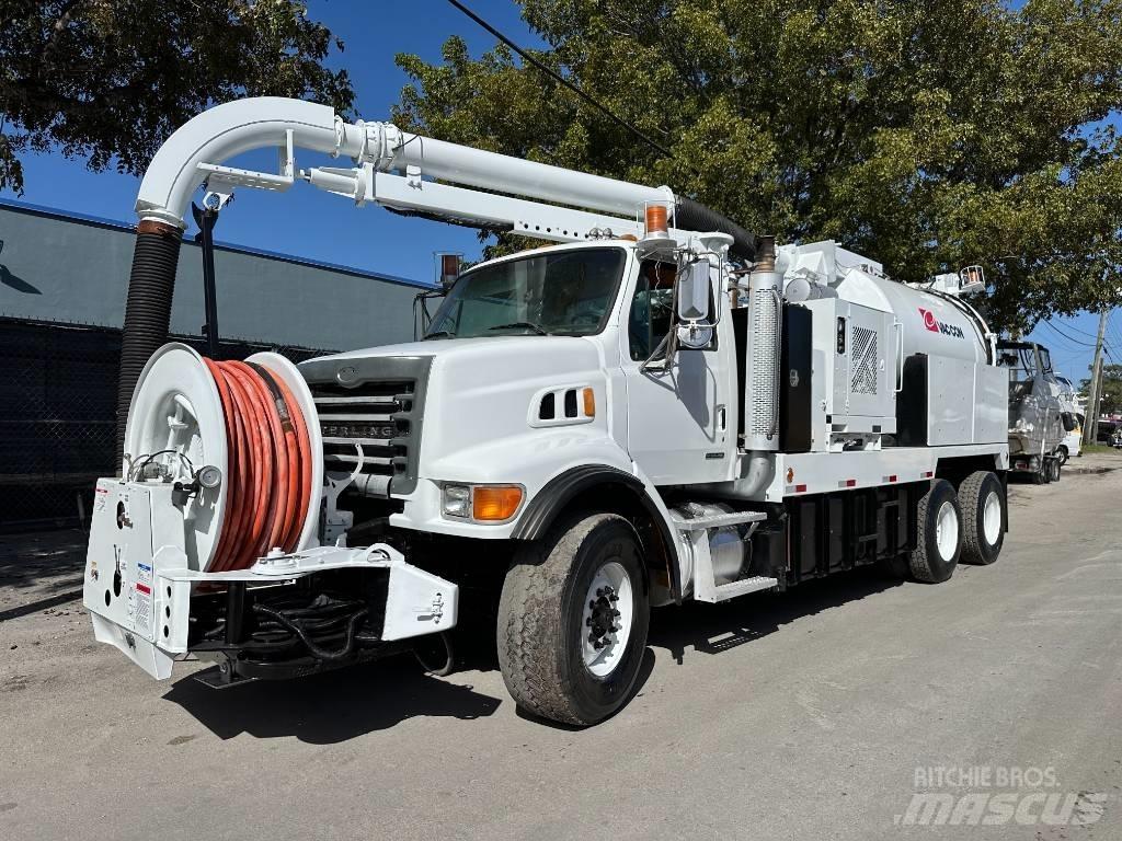 Sterling L 7500 شاحنات مزدوجة / خلخلة