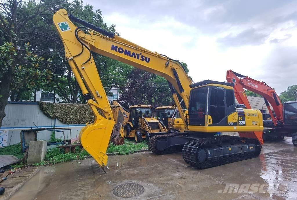 Komatsu PC 220-7 حفارات زحافة