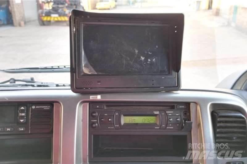 Hino 500 1326 شاحنات أخرى