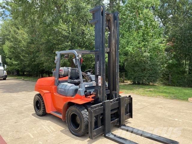 Toyota 7FGU70 شاحنات ذات رافعات شوكية - أخرى