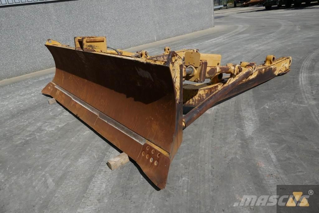 CAT D8T Blade نصول