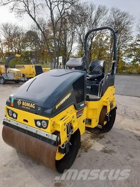 Bomag BW 120 AD-5 مداحل ثنائية الاسطوانة