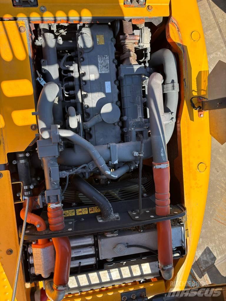 Doosan DX 160 W-3 حفارات بعجل