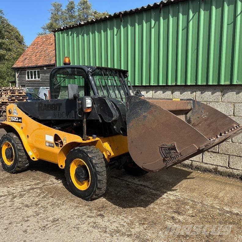 JCB 520-40 مناولات متداخلة