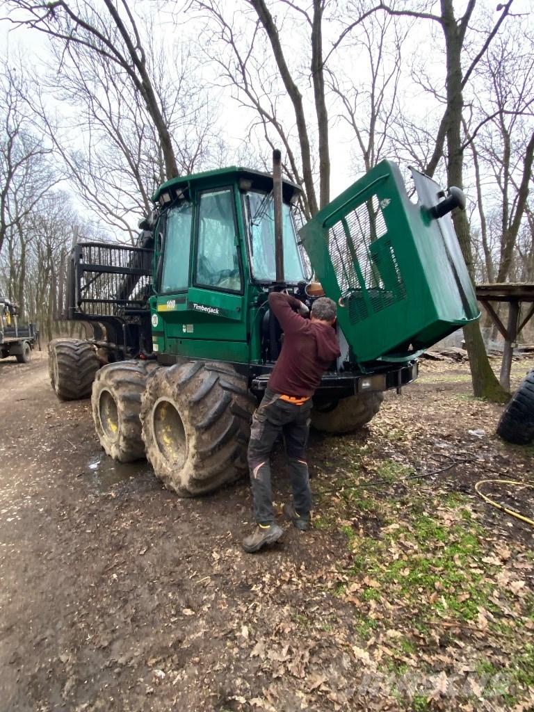 Timberjack 1410 B شاحنات