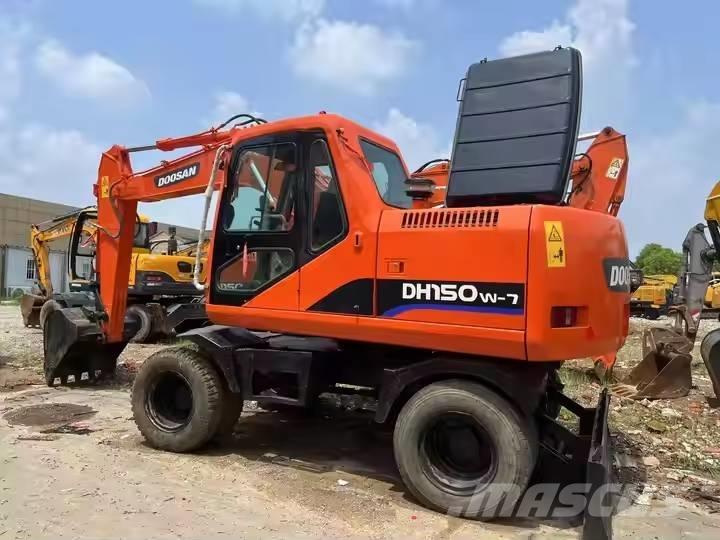 Doosan DH150W-7 حفارات بعجل