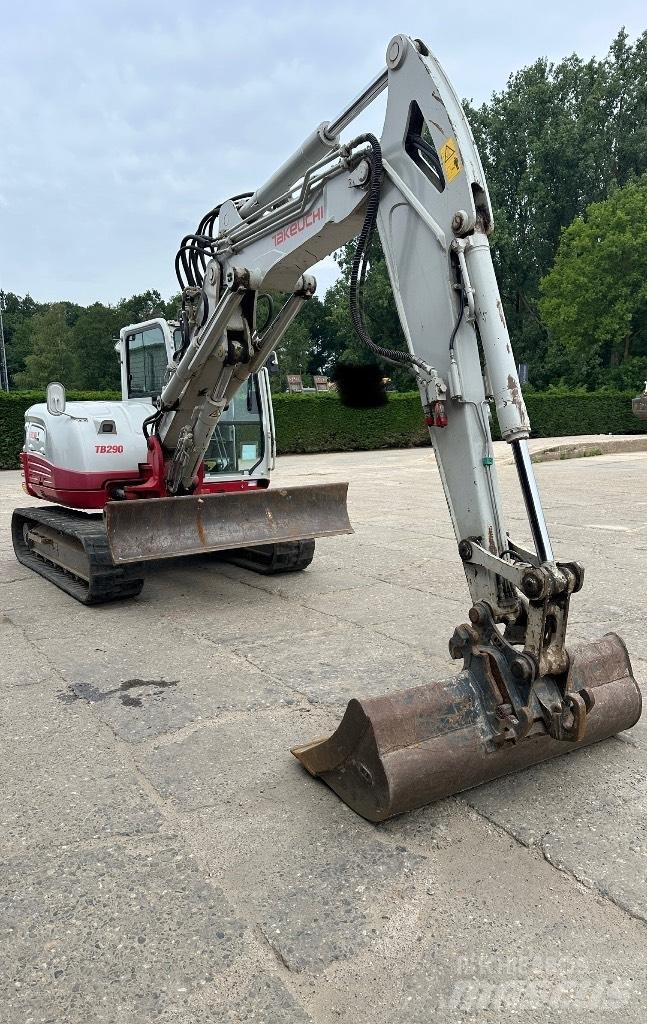 Takeuchi TB 290 حفارات وسط 7 طن - 12 طن