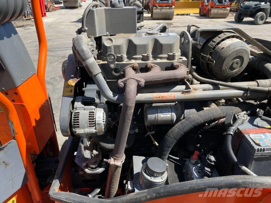 Hamm HD 12 VV مداحل ثنائية الاسطوانة