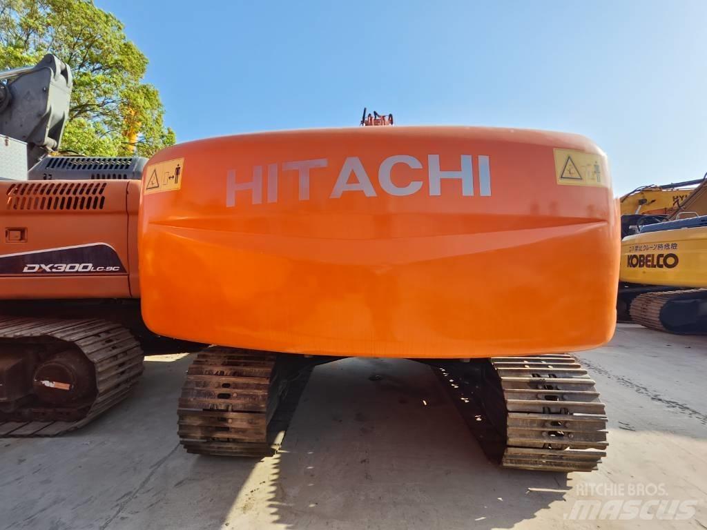 Hitachi ZX 210 حفارات زحافة